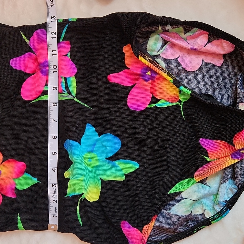 Women's Bright Colorful Floral, Summer, Pool, Beach, Sexy One Piece Swim Suit - Picture 8 of 11